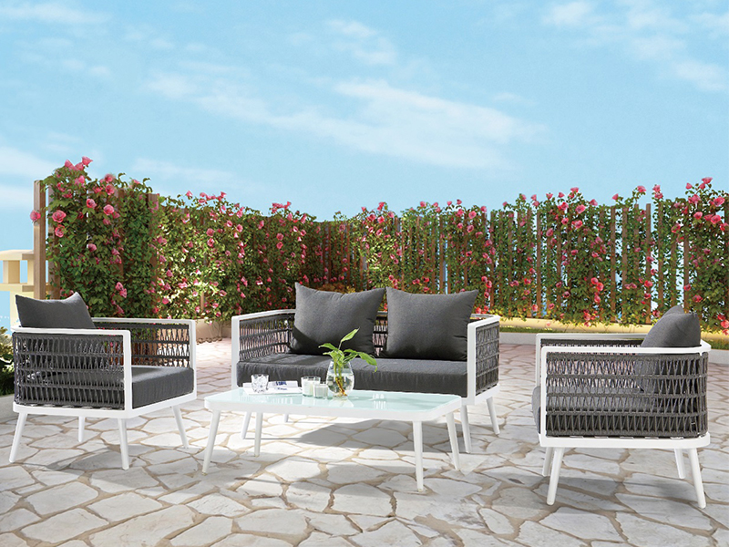 Corda de tecelagem 4pcs Sofá Conjunto de mobiliário de jardim Móveis ao ar livre Cadeira de mobília de jardim YQC-2743
